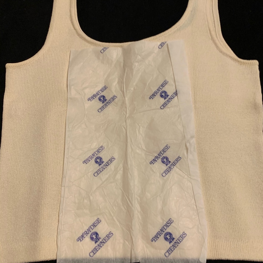 St John Basic Tank - image 2